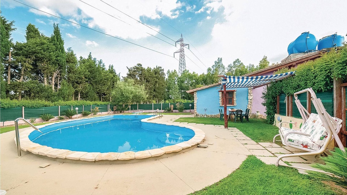 Villacidro House | Vacation home with pool located in a fertile plain in Sardinia, in Medio Campidano, at the foot of M
