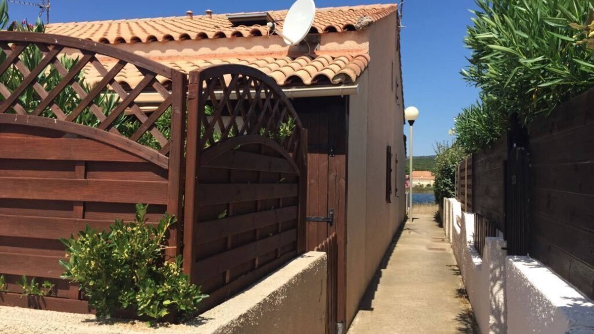 Les Ayguades House | Vacation home with direct access to the sea