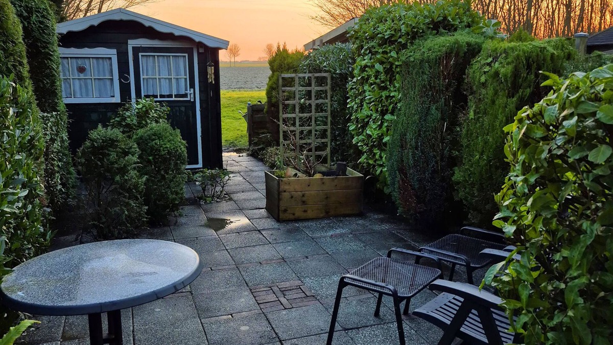 Bruinisse House | Vacation home with great garden in Bruinisse near Renesse private park