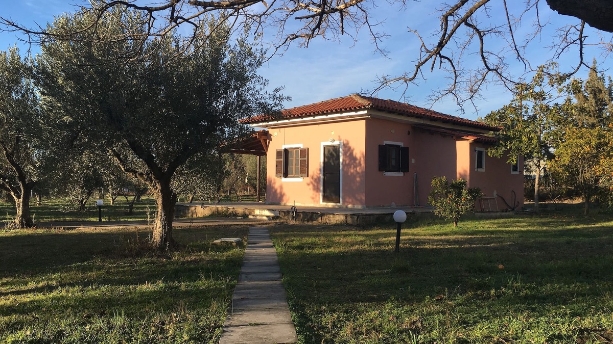 Kalivia Poliyirou House | Vacation House 5 min from the beach!