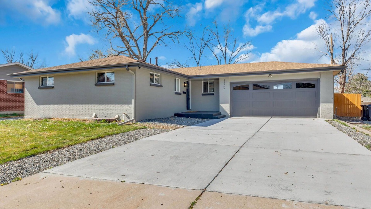 Allendale Area House | Vacation Launch Pad - Great for Groups!