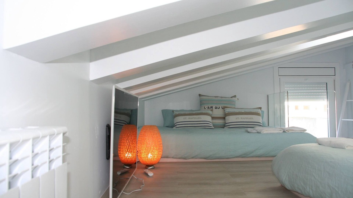 Llafranc Apartment | Vacation Rental. 50 meters to LLAFRANC (Costa Brava, SPAIN) beach. Free WIFI