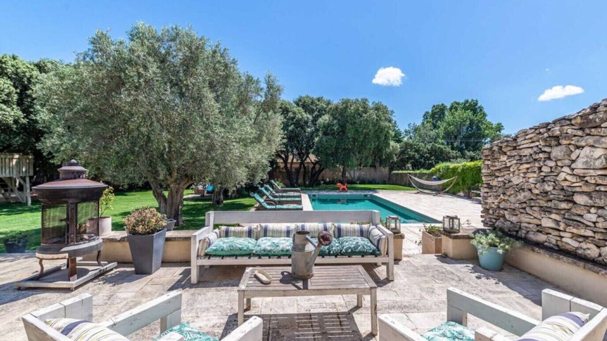 Aureille Villa | Vacation rental house with pool AUREILLE LS1-417