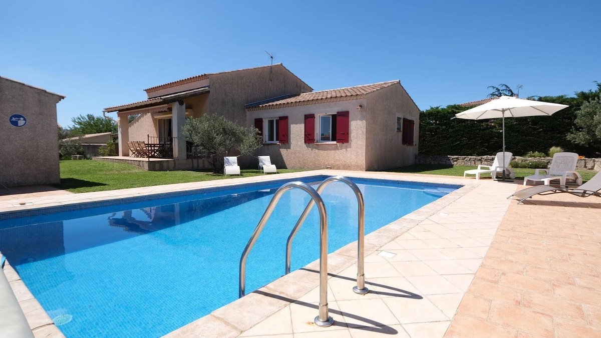 Aureille Villa | Vacation rental house with pool AUREILLE LS1-439
