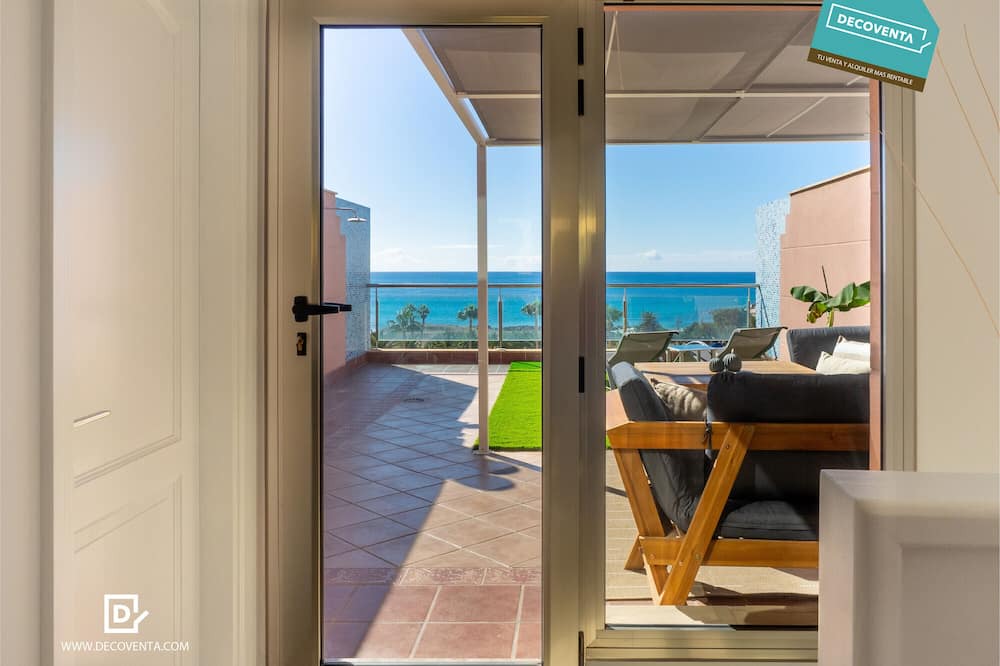 Mogan Apartment | Vacation 'Smeraldo In Arguineguin with View' with Sea View and Wi-Fi