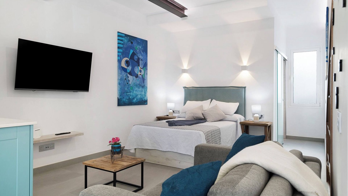 Playa Quemada Apartment | Vacation Studio 'Casa Mara 1' with Sea View, Wi-Fi and Air Conditioning