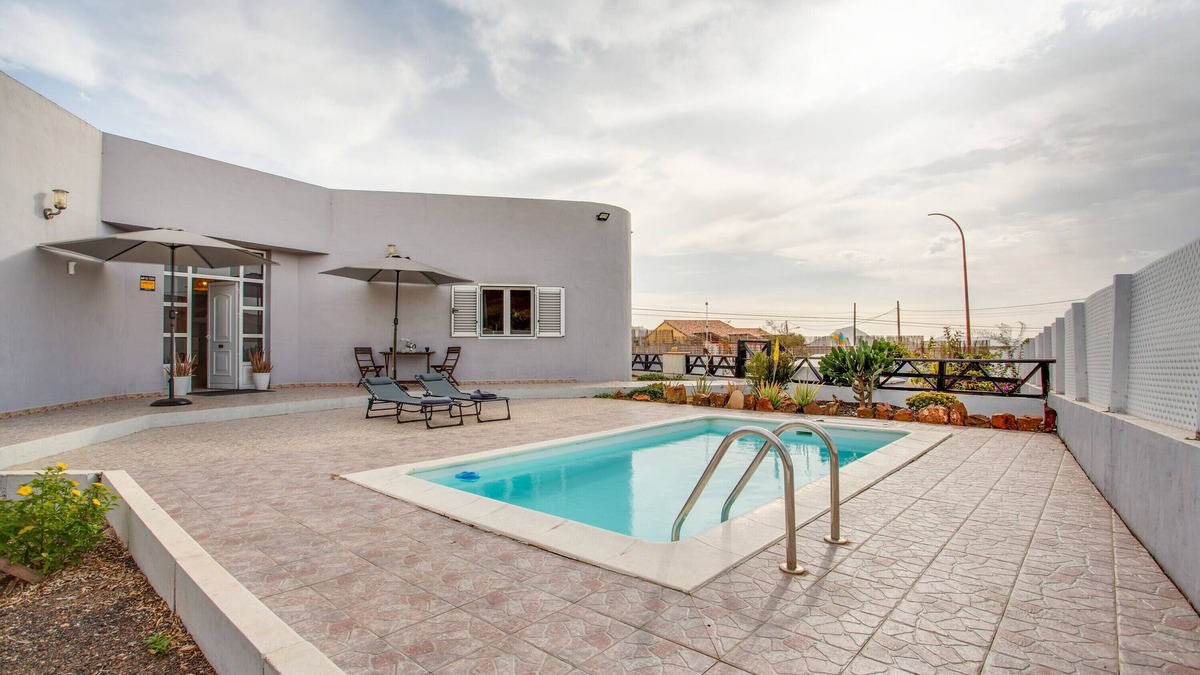 Antigua Villa | Vacation Villa 'Brisa De Gairia' with Mountain View, Wi-Fi and Air Conditioning