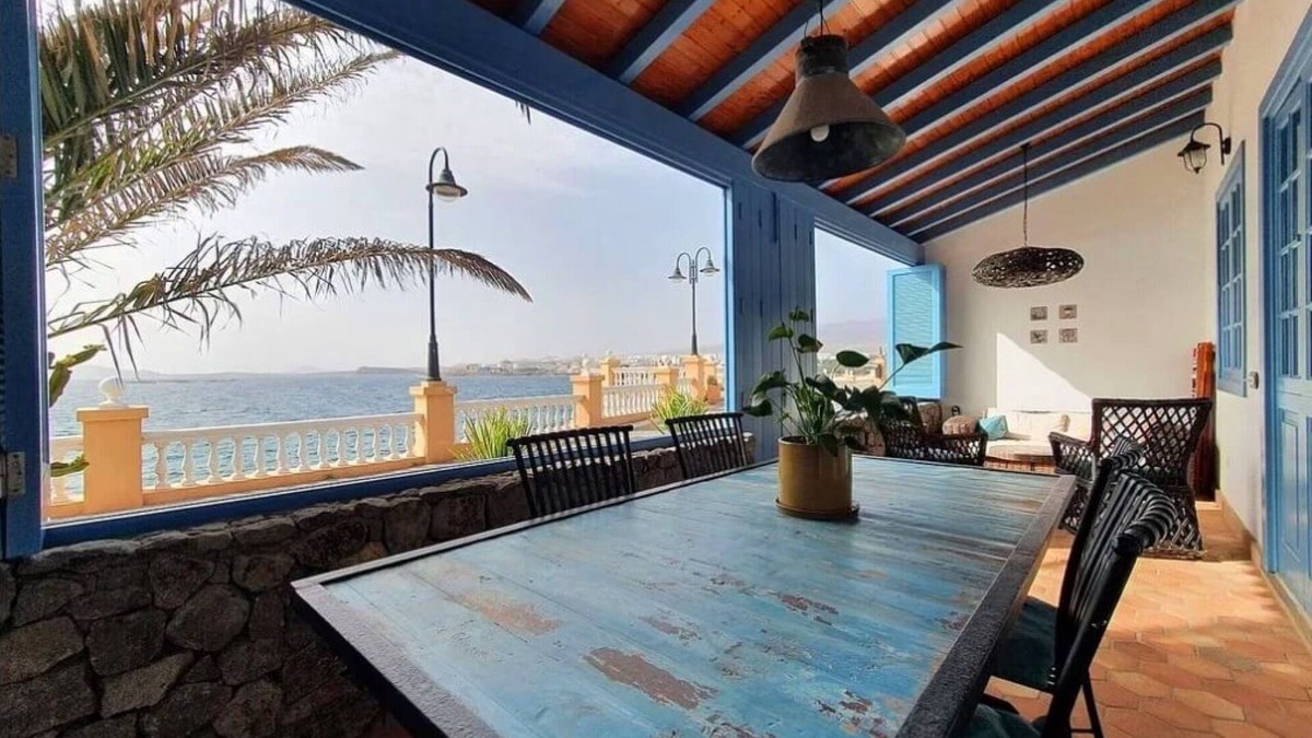 Telde Villa | Vacation Villa 'Delicias' with Sea View, Private Terrace and Wi-Fi