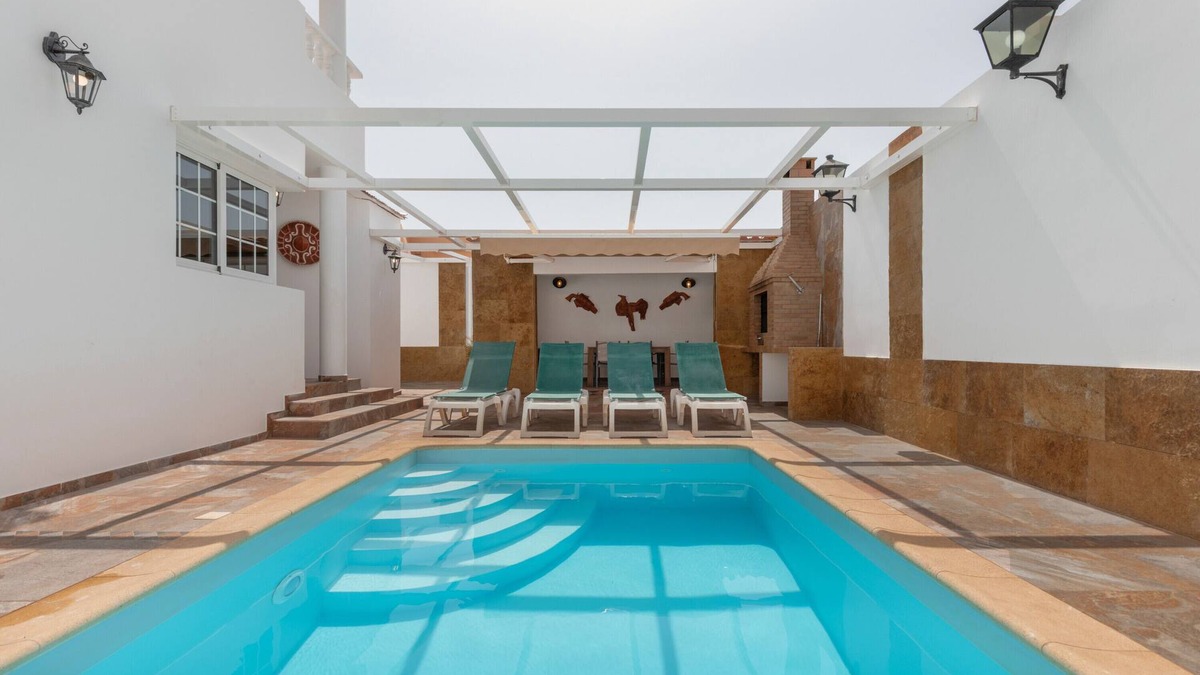 Tarajalejo Villa | Vacation Villa 'La' with Private Pool, Private Terrace and Wi-Fi