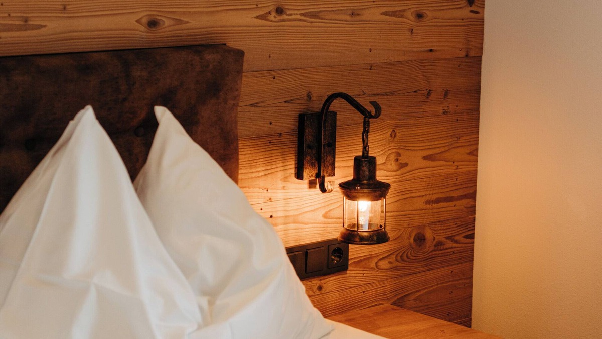 Weisspriach Ski Chalet | Vacations in the mountains - hiking trails and slopes right outside the chalet door