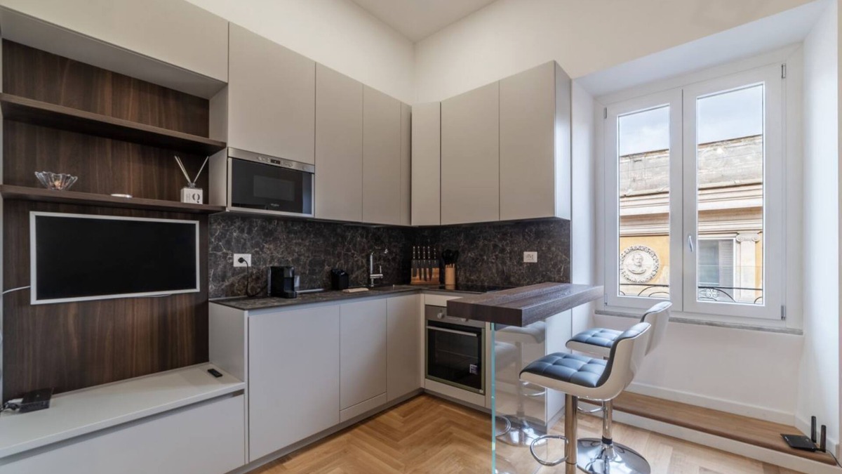 Rione XI Sant'Angelo Apartment | Vaccinari al Ghetto - FromHometoRome