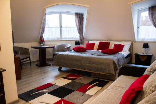 Szombathely Hotel | Vadász Panzió és Étterem