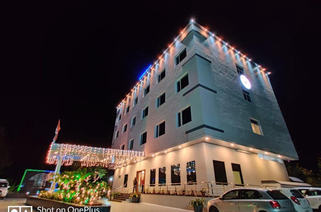 Waghoriya Resort | Vadpadraka Hotel And Resort