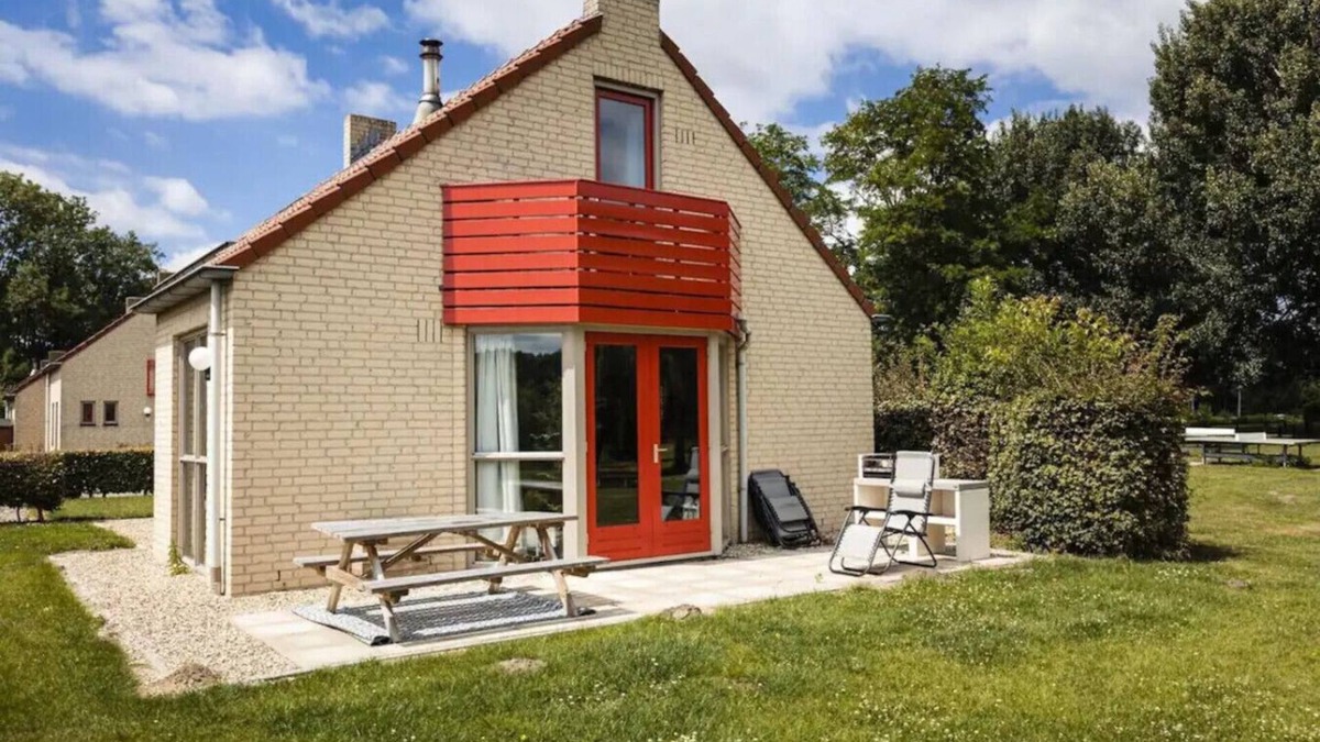 Ewijk House | Vakantiewoning 6 pers aan zwemplas en speeltuin