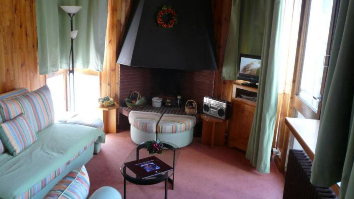 Val-d'Isere Apartment | VAL D'isere Centre Station