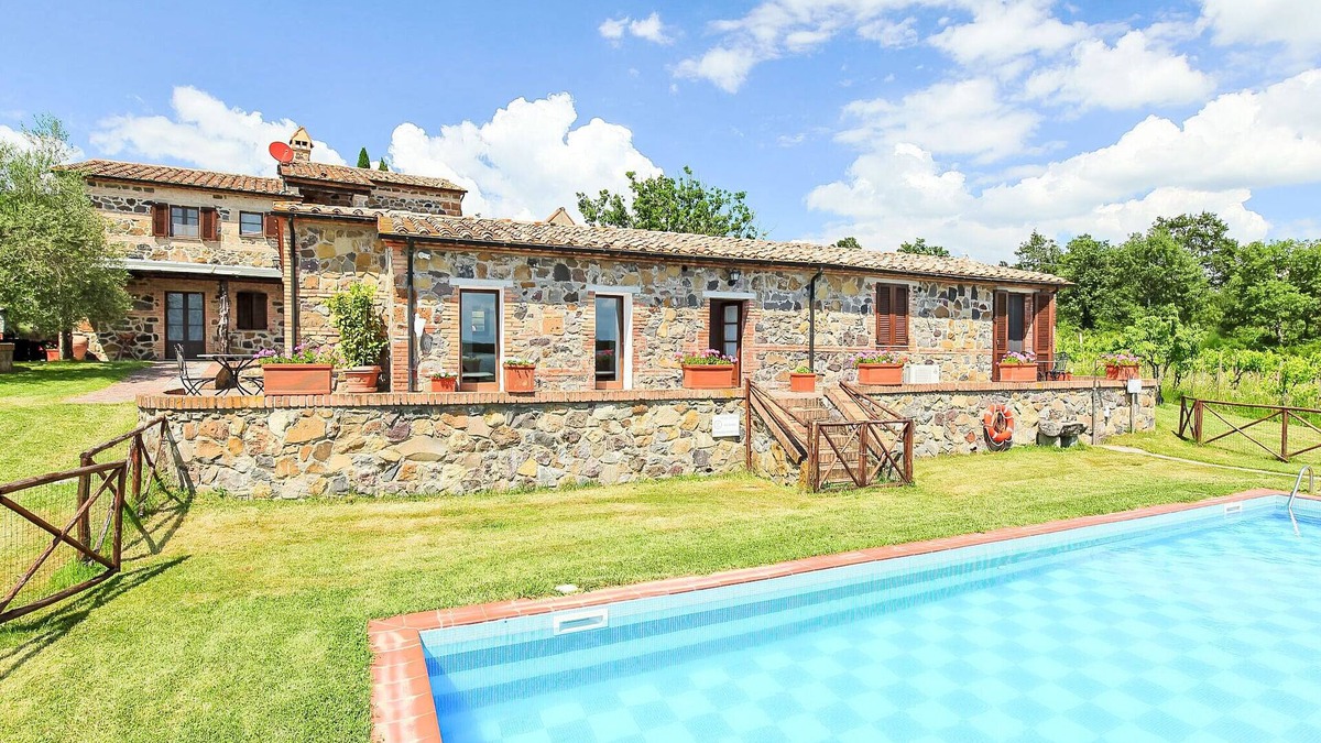 Radicofani House | Val d'Orcia by Interhome