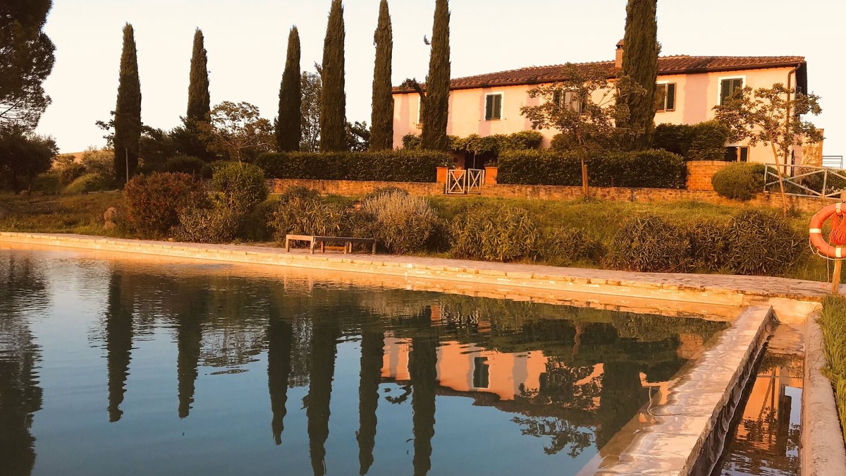 Buonconvento Villa | Val D'Orcia, near Siena and Montalcino: villa, panorama and pool