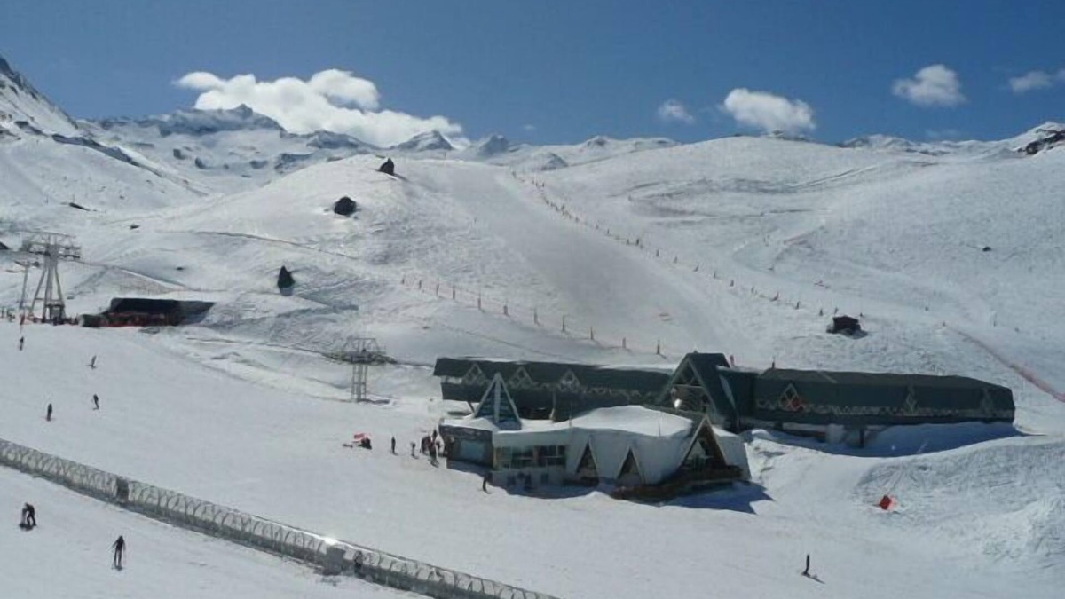 Val-Thorens Apartment | VAL THO SKI IN SKI OUT 2 BEDROOMS, 2 DOUBLE BEDS, SOUTH-FACING BALCONY, SLOPE VIEW