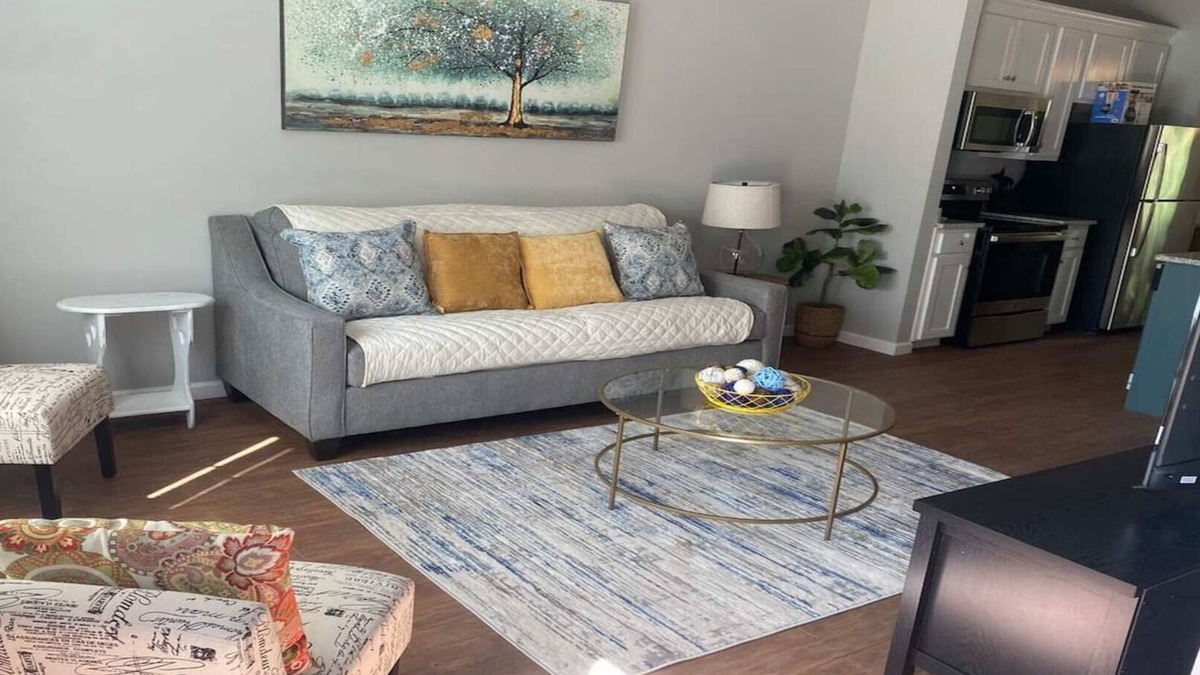 Valdosta House | Valdosta Oasis: 2BR 2.5 BA near Down Town and VSU