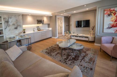Besiktas Hotel | Valente Suites&Hotel