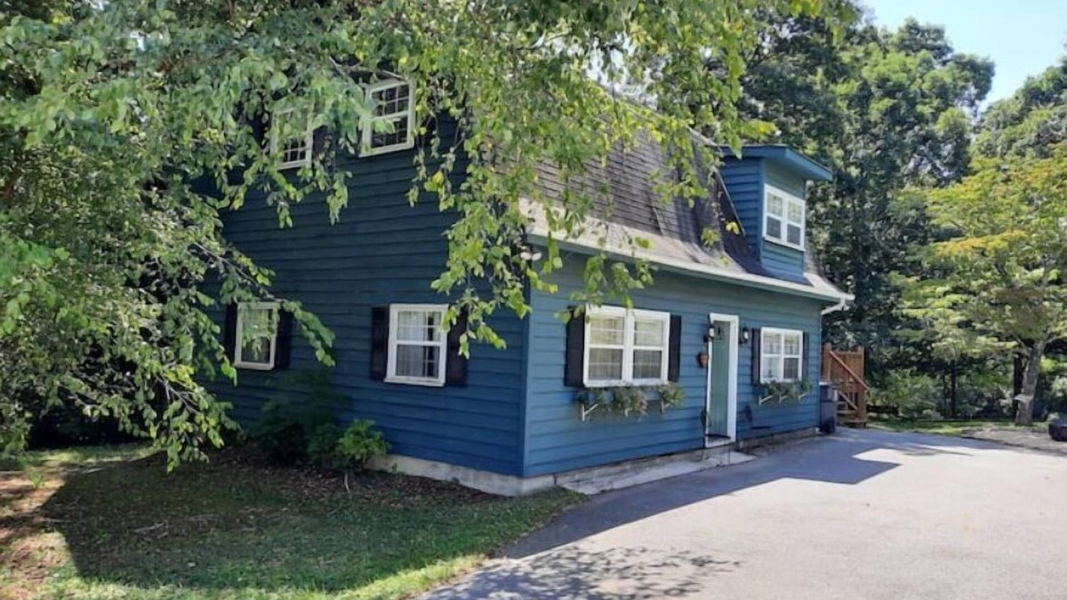Lookout Mountain Cottage | Valentine Cottage on Lookout Mountain/Entire home
