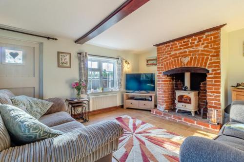 Saxmundham House | Valentine Cottage