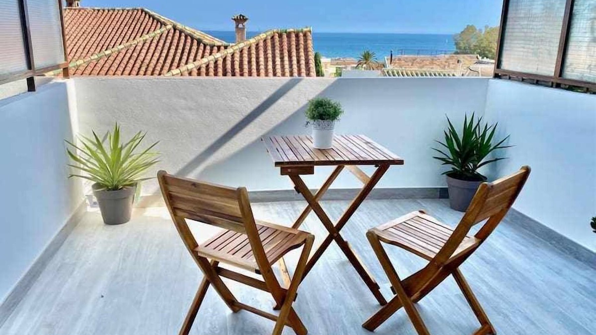 Pedregalejo Apartment | Valera - Wabi- Malaga