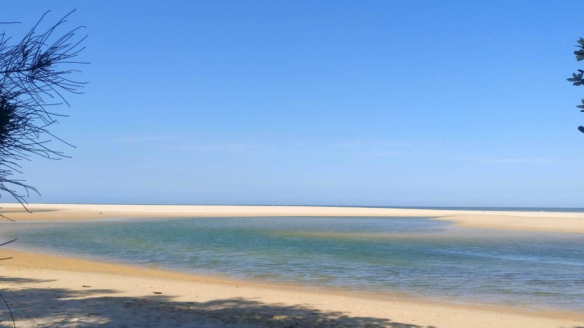 Valla Beach House | Valla Beach Retreat House