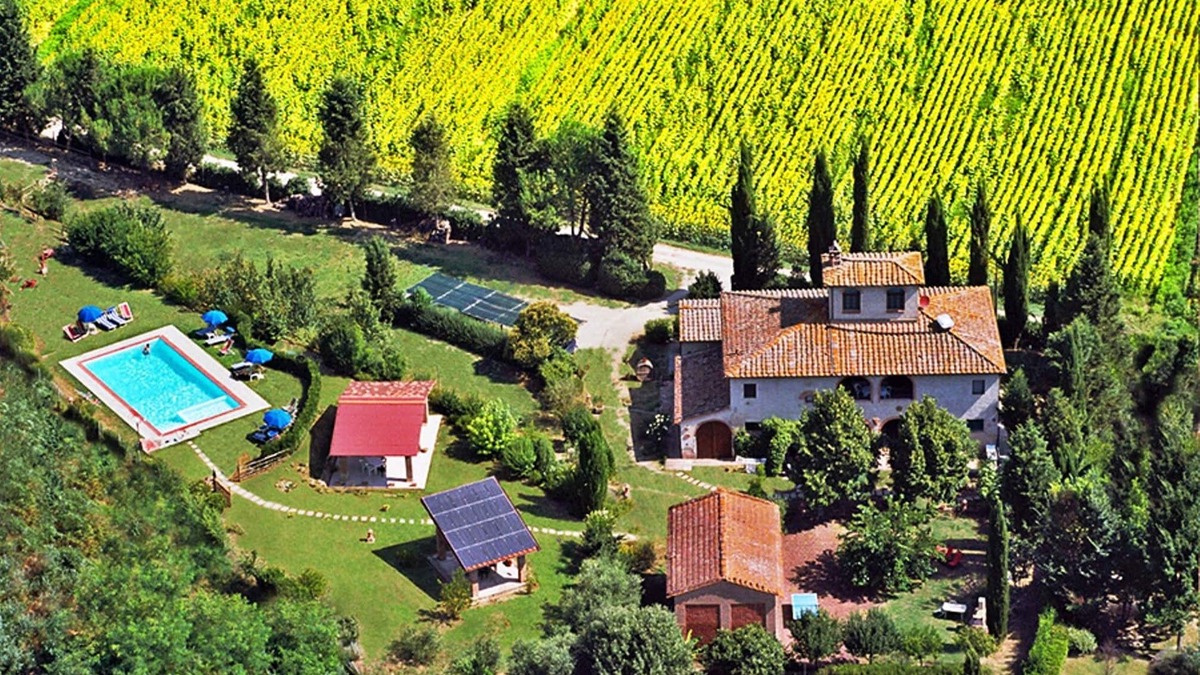 Toiano Villa | Vallacchi b&b a Country House in the heart Tuscan, by small family or couple