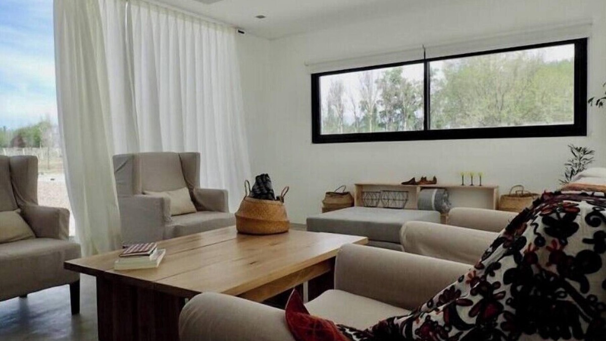 Tunuyan House | Valle de Uco Modern Chic w/pool