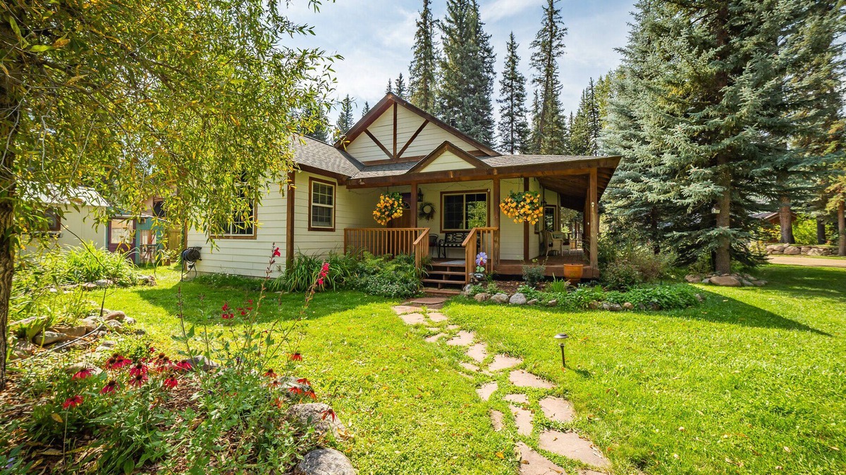 Bayfield House | Vallecito Lake, Dog Friendly, Near Durango, Hiking Trails & Trout Fishing