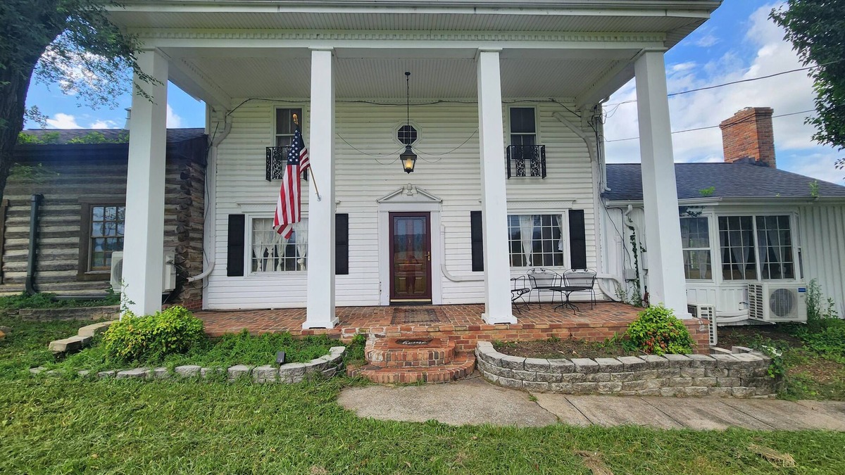 Fishers Hill Other | Valley Pike Manor - Historic Farmhouse Retreat