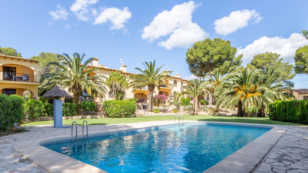 El Tesoro Apartment | Valley View Apartment - beautiful shared gardens, 2 large pools walk to Moraira