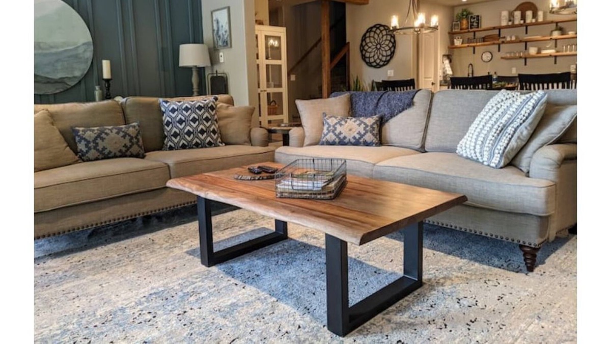 Glenwood Springs House | Valley View Hideout is Colorado's rustic elegance.