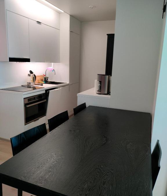 Etela-Kaarela Apartment | Valoisa ja kodikas asunto