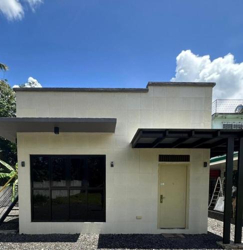 Camalig Bed & Breakfast | Vals Farm Guesthouse