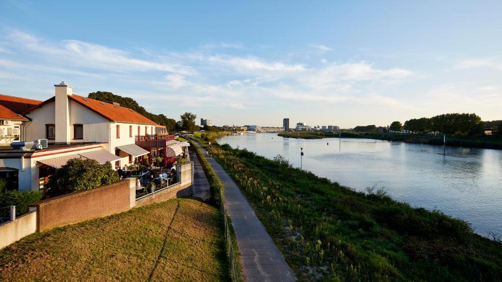 Venlo Hotel | Valuas