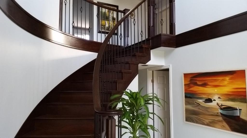 Richmond House | Vancouver Airport Bryson Home