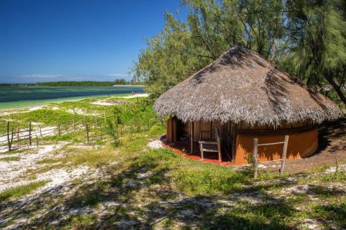 Antsiranana Hotel | Varatraza Wind Riders
