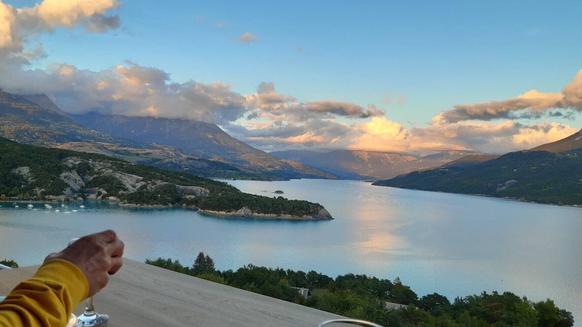 Chorges Apartment | Vast 3 bedroom apartment - Exceptional view