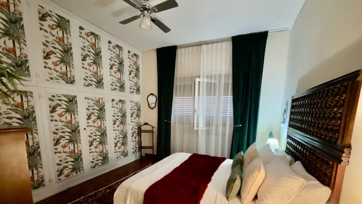Trionfale Apartment | Vatican Cede's House
