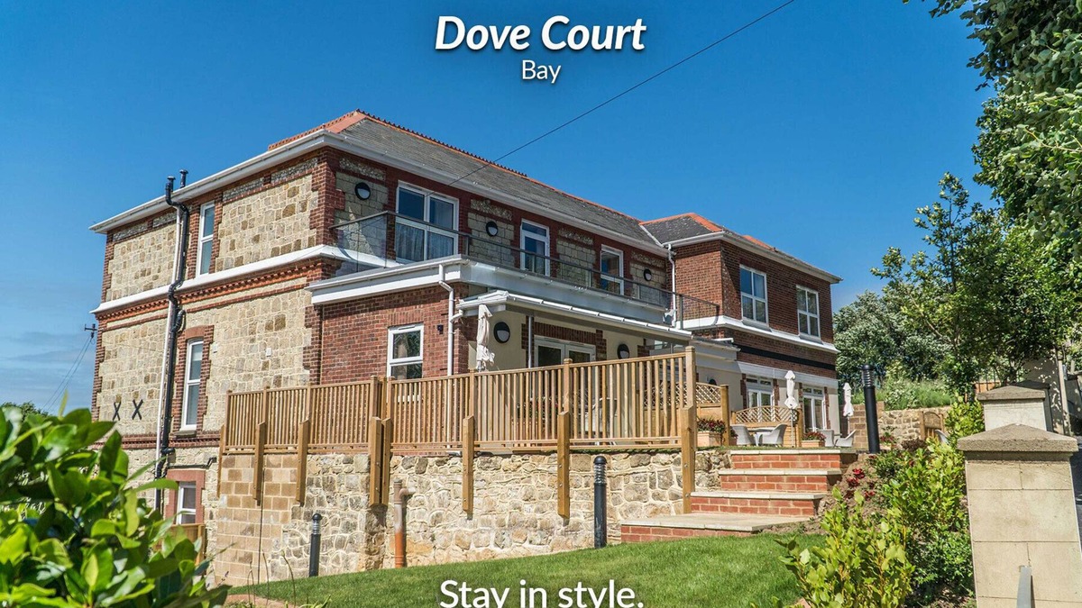 Shanklin Apartment | Vectis Holiday Homes, Modern, spacious apartment, great location, free WIFI