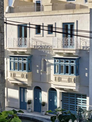 Ta' Pinu Apartment | Veduta Ta Pinu Apartments with Stunning Views Garden Sauna Pool and Gym
