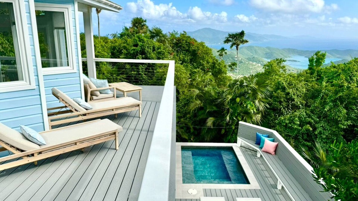 Bordeaux Mountain House | Vela Vista ~ Stunning 5BR/3BA with Views & Pool!