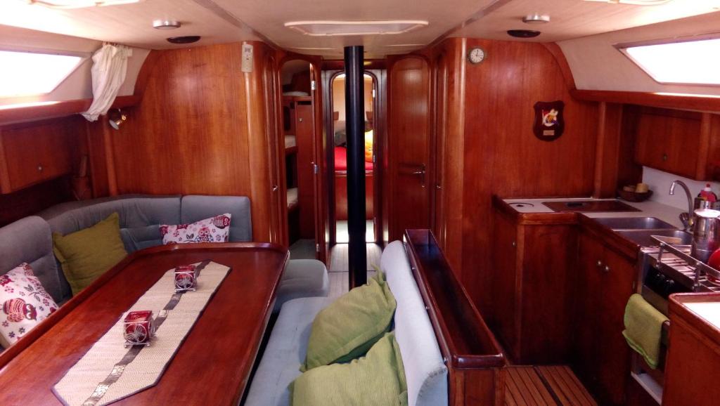 Puerto Calero Boat Rental | Velero MissTick,Gibsea 47'2
