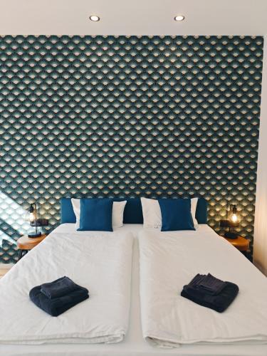 Favoriten Apartment | Velvet Vienna - at metro station U1 - 5 mins to opera