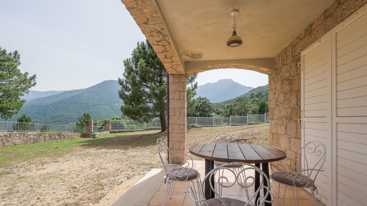 Chisa Apartment | Venaranda - Appt pour 2 avec terrasse