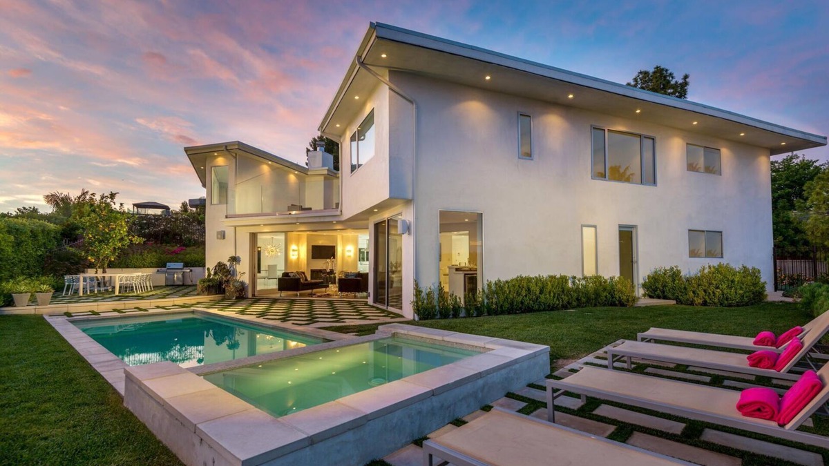Hollywood Hills West House | Venus Modern Hollywood Hills