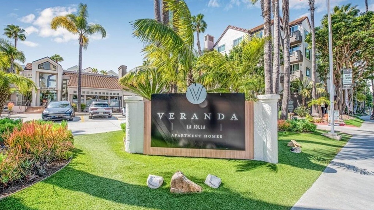 University City Apartment | Veranda La Jolla: Stylish 1BR Retreat in San Diego
