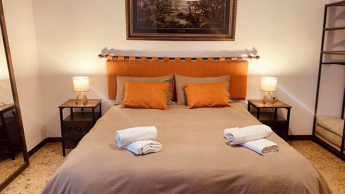 La Spezia Historic Centre Apartment | Veranda Liberty, Luxury Apartment